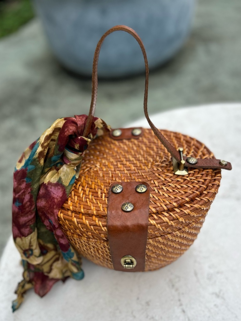 Patricia Nash Tan Woven wicker Leather with Suede style lining bag bucket purse - Picture 6 of 15